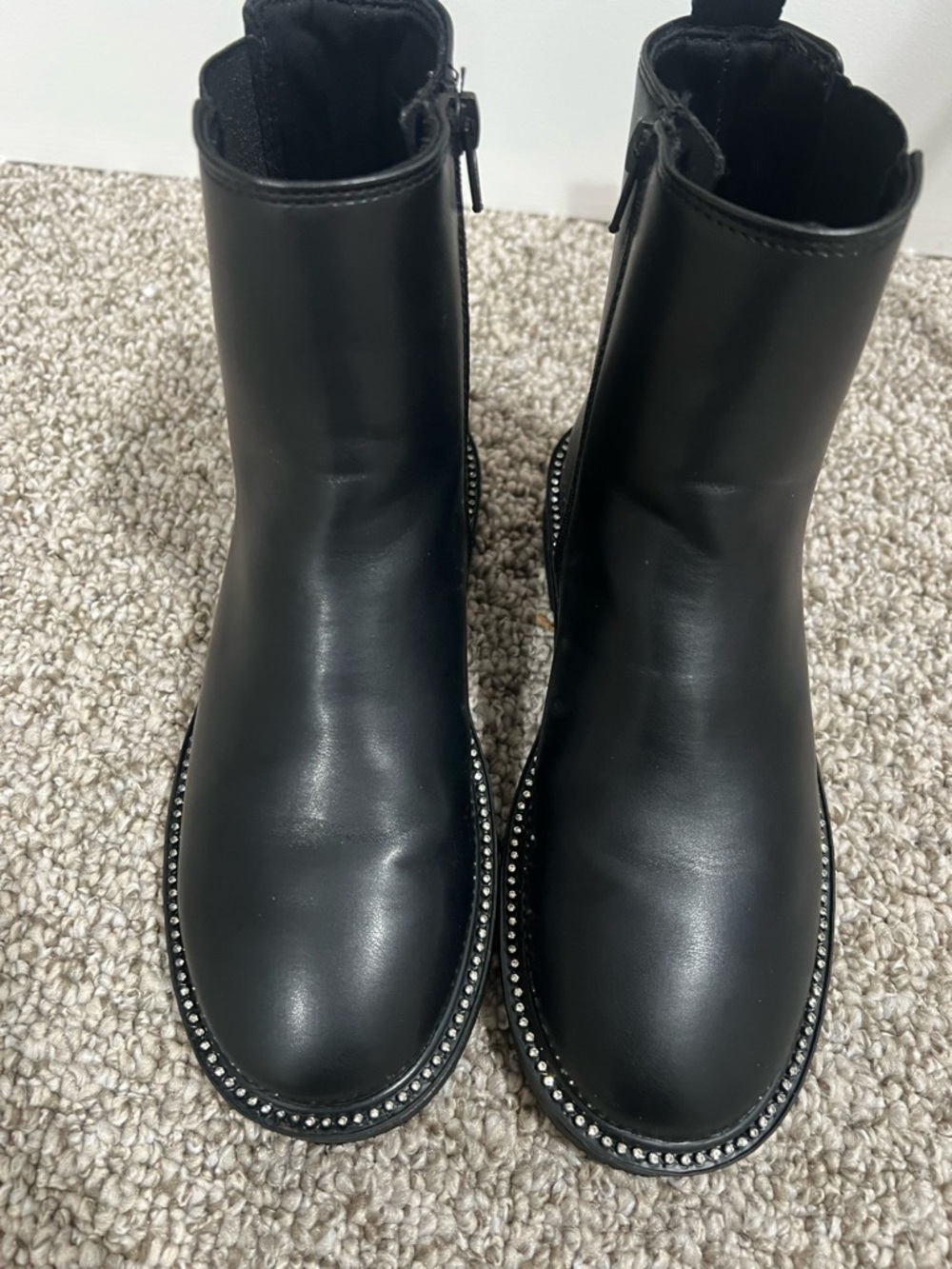 ZARA Black Chelsea Ankle Boots Studded Sole Zip Kids Size US 2 EU 33 - Picture 4 of 10